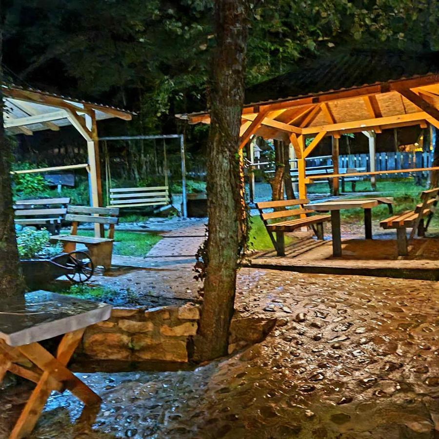 Appartement Etno Selo Bistrovo à Vitez Extérieur photo